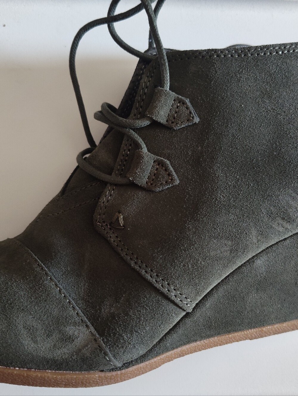 Toms Olive Green Suede Lace-Up Ankle Boots